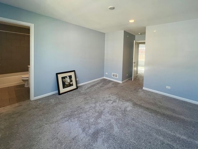 828 Center Street, Des Plaines, IL 60016
