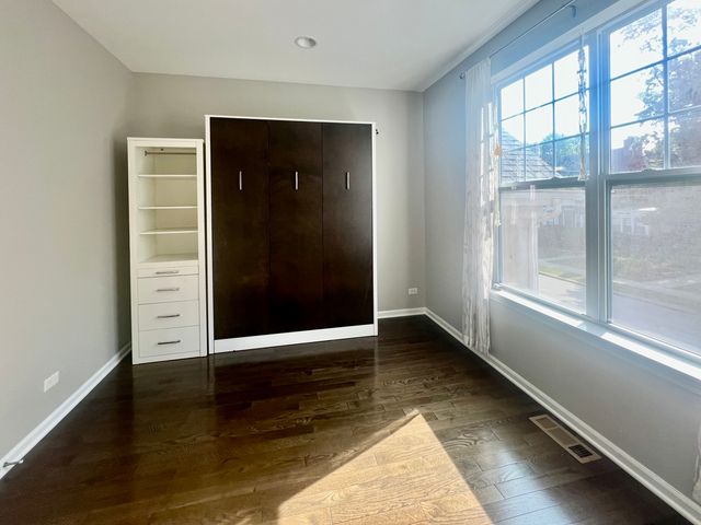 828 Center Street, Des Plaines, IL 60016