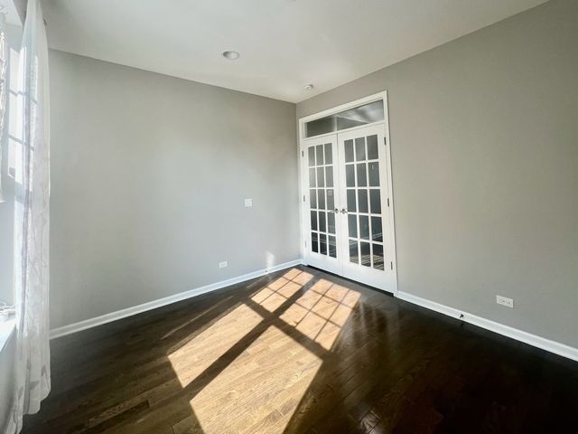 828 Center Street, Des Plaines, IL 60016