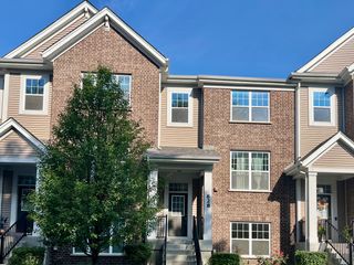 828 Center Street, Des Plaines, IL 60016