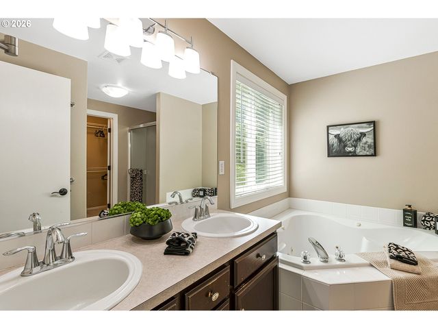 12605 Nw 33RD Ave, Vancouver, WA 98685