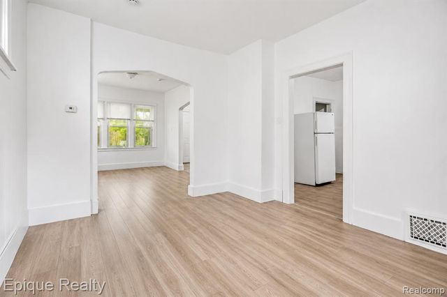 5045 Fairview Street, Detroit, MI 48213