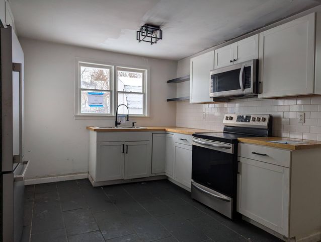 242 Laurel Oak Street 242 Laurel Oak Street, Urbana, OH 43078