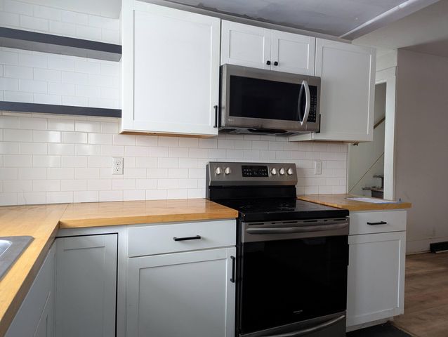 242 Laurel Oak Street 242 Laurel Oak Street, Urbana, OH 43078