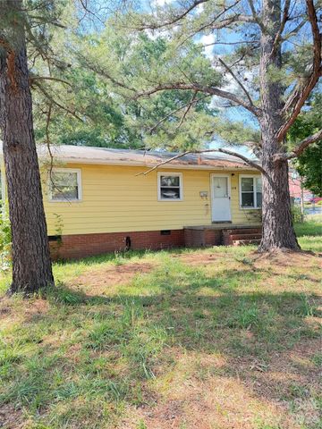 112 Academy Avenue NW, Concord, NC 28025