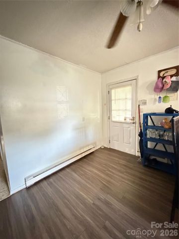 112 Academy Avenue NW, Concord, NC 28025