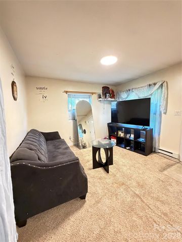 112 Academy Avenue NW, Concord, NC 28025