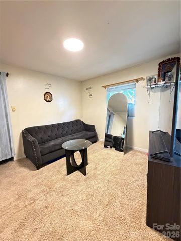 112 Academy Avenue NW, Concord, NC 28025