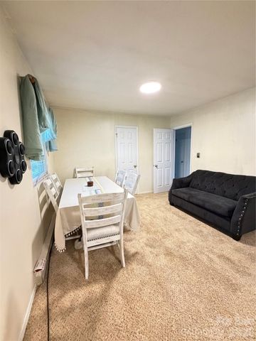 112 Academy Avenue NW, Concord, NC 28025