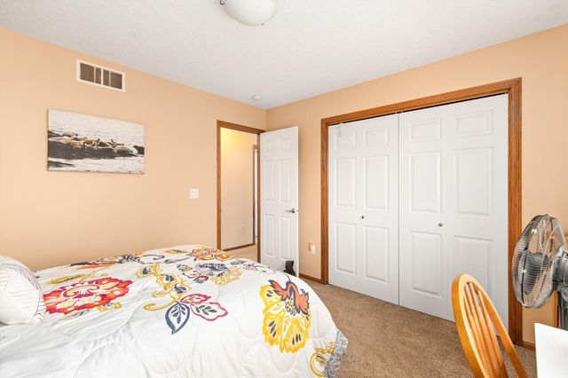 3134 SW Prairie View Road, Ankeny, IA 50023