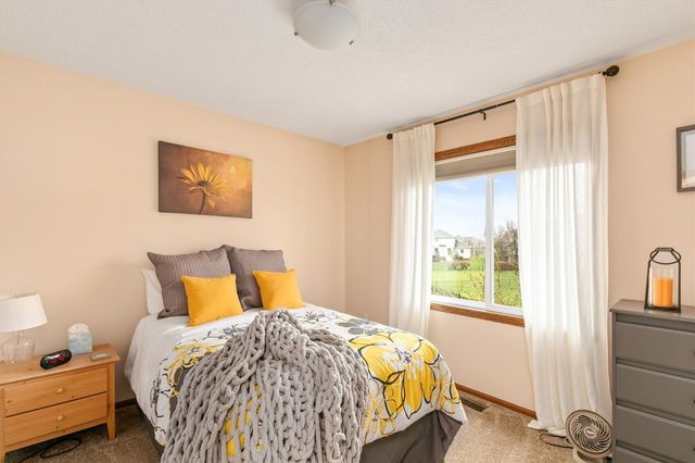 3134 SW Prairie View Road, Ankeny, IA 50023