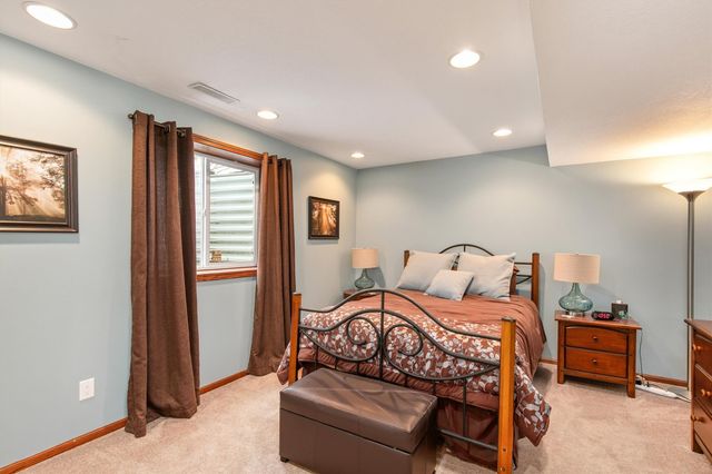 3134 SW Prairie View Road, Ankeny, IA 50023