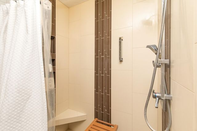 3134 SW Prairie View Road, Ankeny, IA 50023