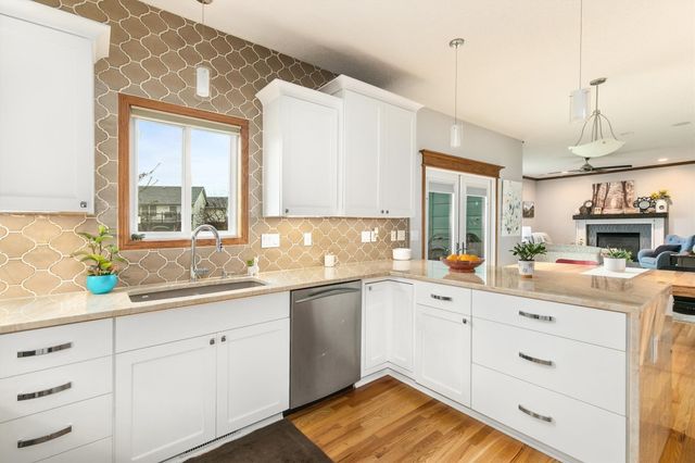 3134 SW Prairie View Road, Ankeny, IA 50023