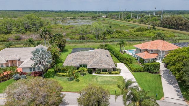 19 Dunbar Road, Palm Beach Gardens, FL 33418