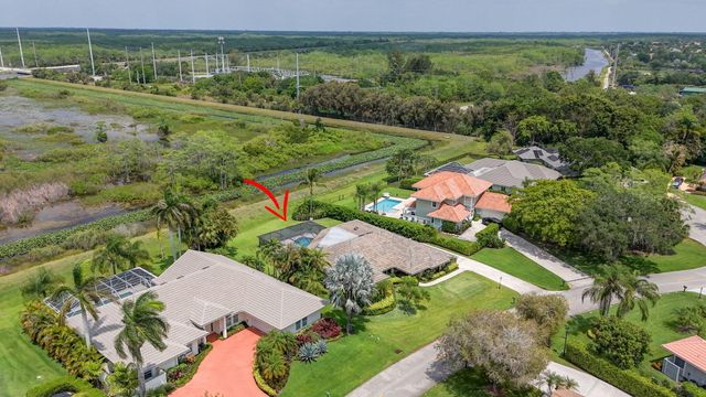 19 Dunbar Road, Palm Beach Gardens, FL 33418