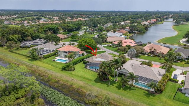 19 Dunbar Road, Palm Beach Gardens, FL 33418