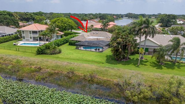 19 Dunbar Road, Palm Beach Gardens, FL 33418