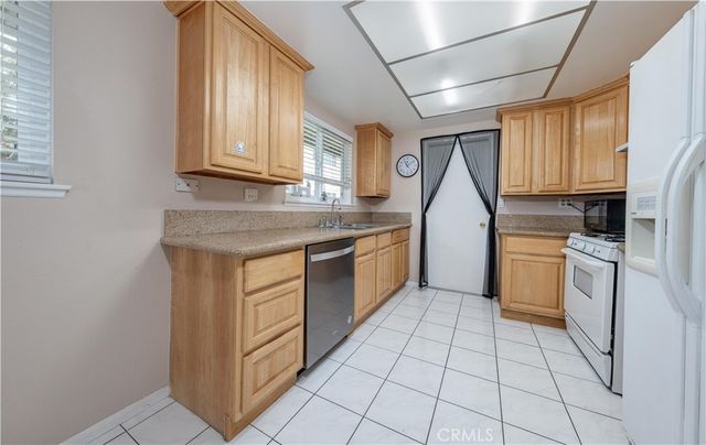 13875 La Jolla Plaza, Garden Grove, CA 92844