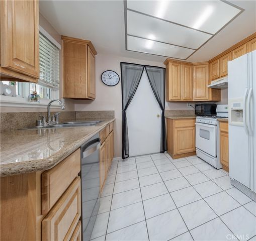 13875 La Jolla Plaza, Garden Grove, CA 92844
