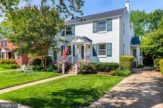 1932 N KENILWORTH ST, Arlington, VA 22205