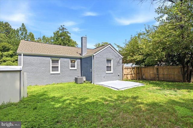 5715 BUGLER ST, Capitol Heights, MD 20743