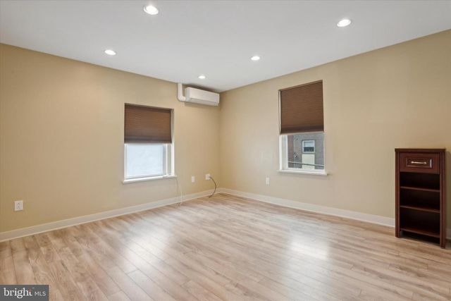 1183 S 13TH ST, Philadelphia, PA 19147