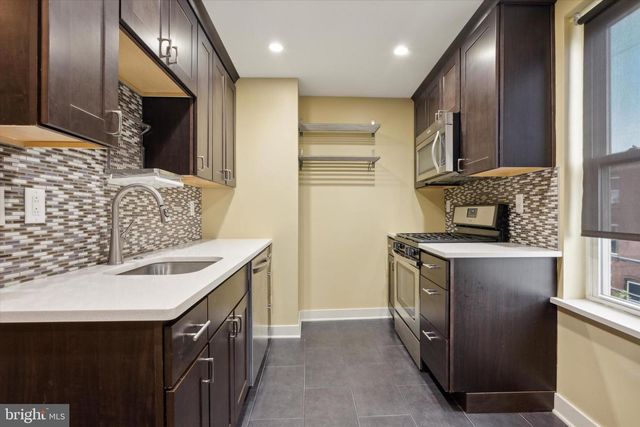 1183 S 13TH ST, Philadelphia, PA 19147