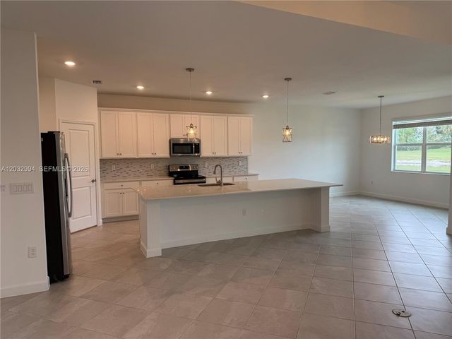 20821 Copperhead, Lehigh Acres, FL 33936