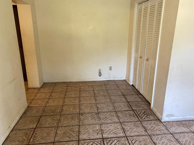 2404 Holiday Court, Fort Pierce, FL 34982