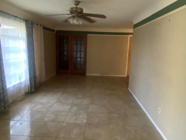2404 Holiday Court, Fort Pierce, FL 34982