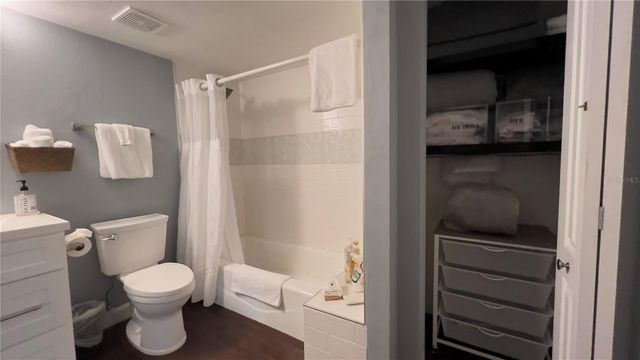 2360 SW ARCHER ROAD 304, Gainesville, FL 32608