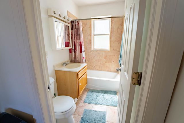 3043 N Laramie Avenue 2, Chicago, IL 60641