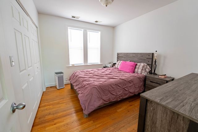 3043 N Laramie Avenue 2, Chicago, IL 60641
