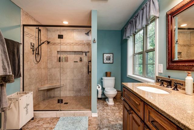 2001 Timber Lake Road, Oregon, WI 53575