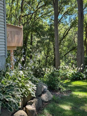 2001 Timber Lake Road, Oregon, WI 53575