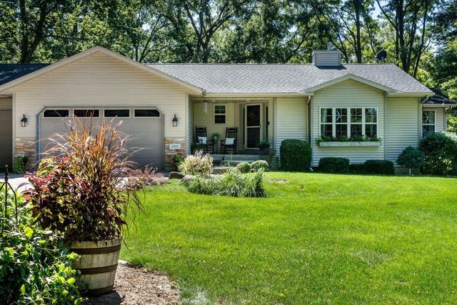 2001 Timber Lake Road, Oregon, WI 53575