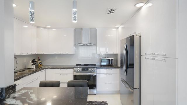 3550 Galt Ocean Drive 508, Fort Lauderdale, FL 33308