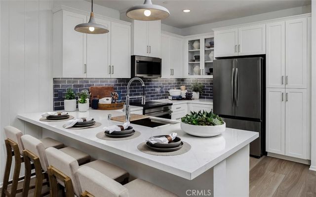 3950 E. BUCKNELL PASEO, Ontario, CA 91761