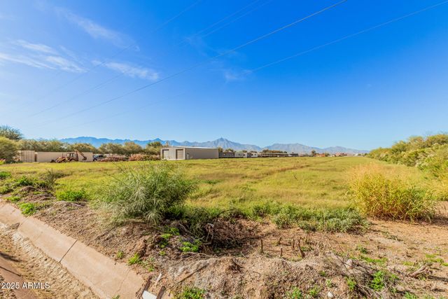 11821 S 51st Avenue, Laveen, AZ 85339