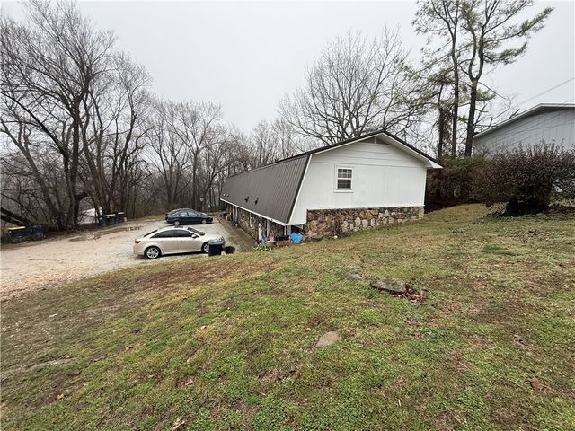 705 N Rowland Street, Harrison, AR 72601