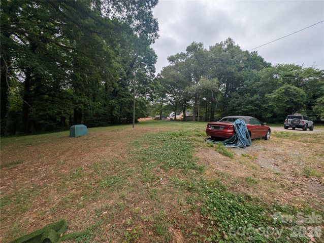 1218-B Essex Street, Gastonia, NC 28052