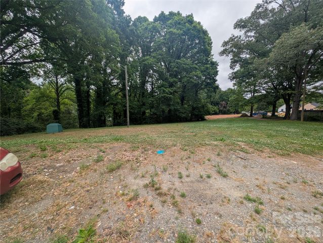 1218-B Essex Street, Gastonia, NC 28052