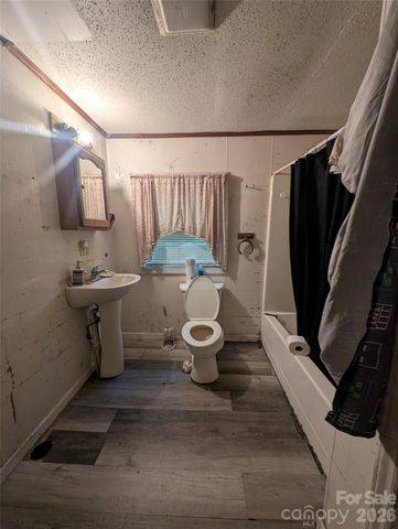 1218-B Essex Street, Gastonia, NC 28052