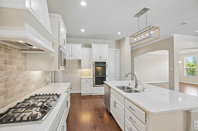 14115 Aspen Woods Court, Conroe, TX 77384