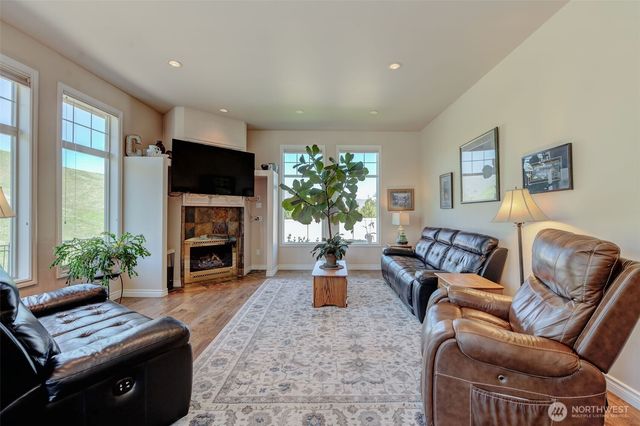 2062 Maiden Lane, Wenatchee, WA 98801