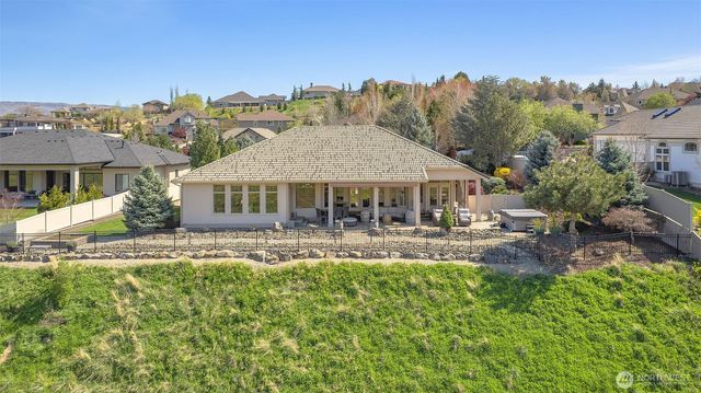 2062 Maiden Lane, Wenatchee, WA 98801