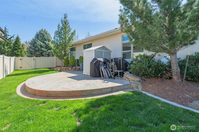 2062 Maiden Lane, Wenatchee, WA 98801