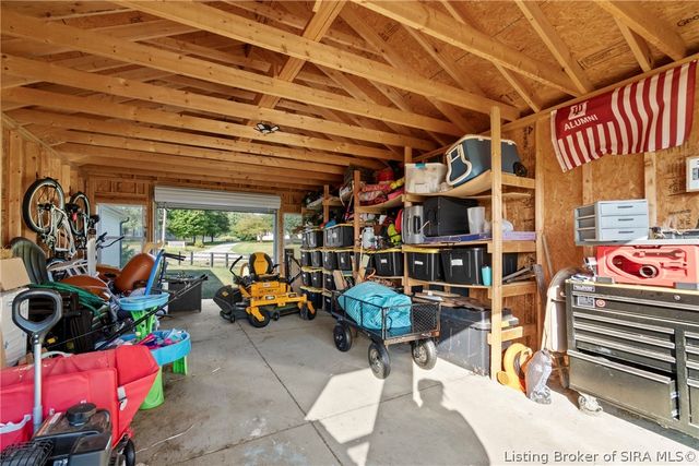 8215 Salem Church Road, Charlestown, IN 47111