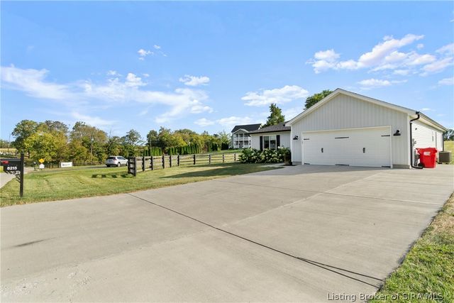 8215 Salem Church Road, Charlestown, IN 47111